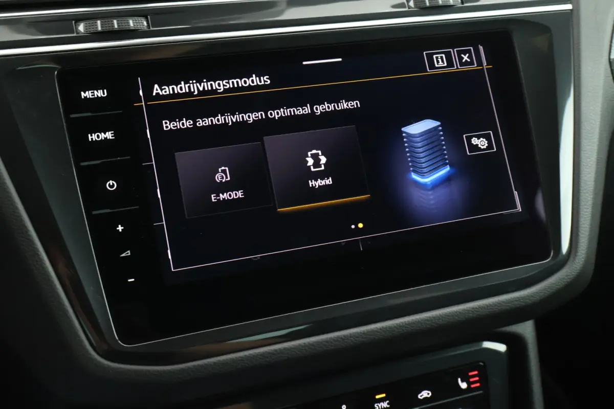 1.4 TSI 245pk DSG eHybrid R-Line Business+ 360camera Panoramadak Stoelverwarming Leder Memory Keyless Navigatie