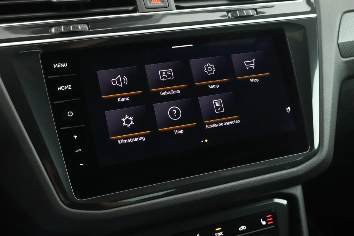1.4 TSI 245pk DSG eHybrid R-Line Business+ 360camera Panoramadak Stoelverwarming Leder Memory Keyless Navigatie