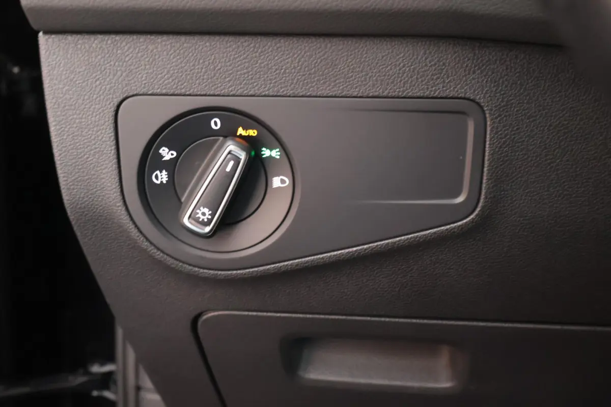 1.4 TSI 245pk DSG eHybrid R-Line Business+ 360camera Panoramadak Stoelverwarming Leder Memory Keyless Navigatie