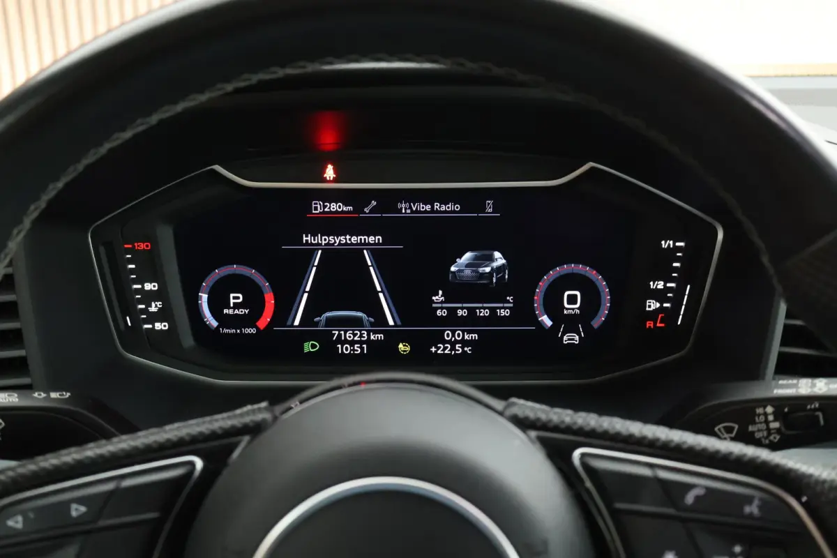 30 TFSI 110pk S-Tronic S edition Sonos Keyless Stoelverwarming ACC LED Climate Control Carplay 2x S-Line
