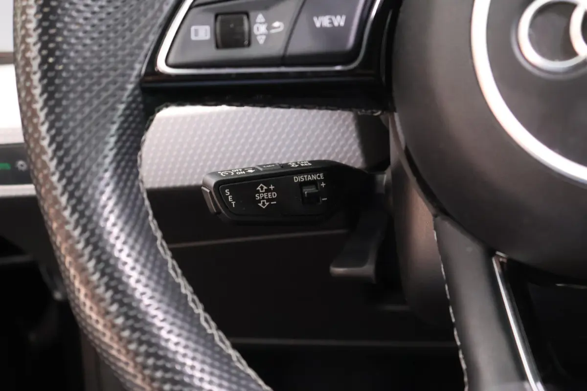 30 TFSI 110pk S-Tronic S edition Sonos Keyless Stoelverwarming ACC LED Climate Control Carplay 2x S-Line