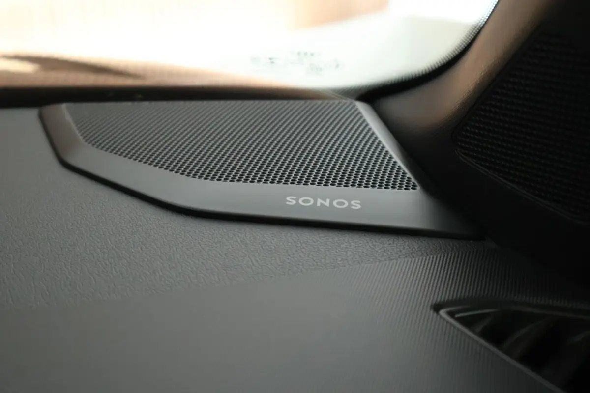 30 TFSI 110pk S-Tronic S edition Sonos Keyless Stoelverwarming ACC LED Climate Control Carplay 2x S-Line