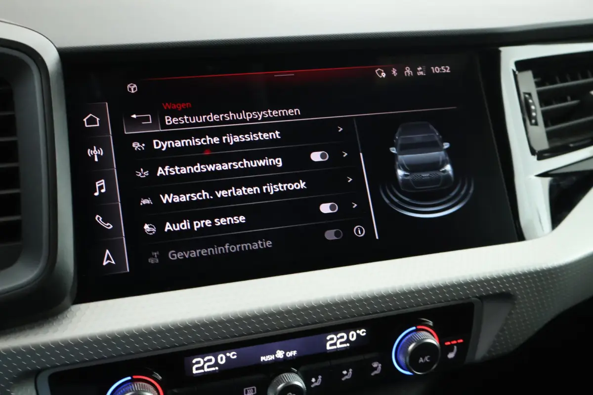 30 TFSI 110pk S-Tronic S edition Sonos Keyless Stoelverwarming ACC LED Climate Control Carplay 2x S-Line