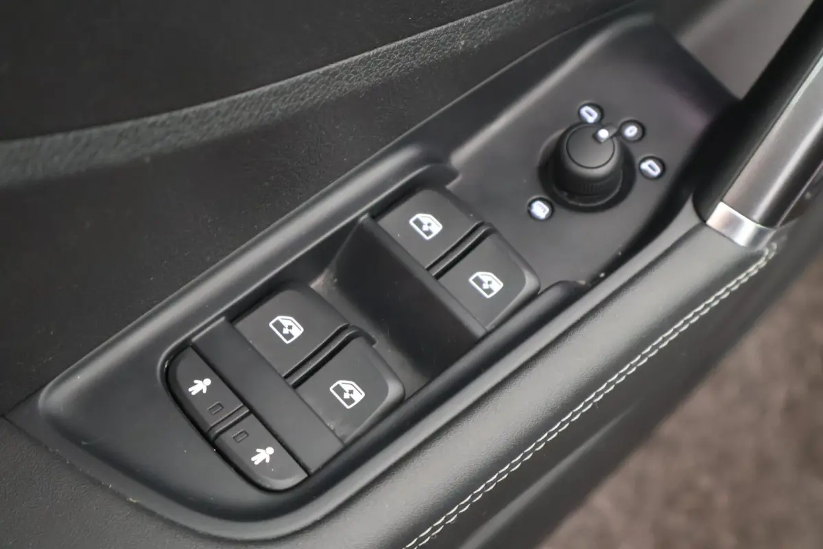 35 TFSI 150pk S-Tronic S Edition Trekhaak Panoramadak ACC Stoelverwarming Keyless Virtual Cockpit 2x S-Line