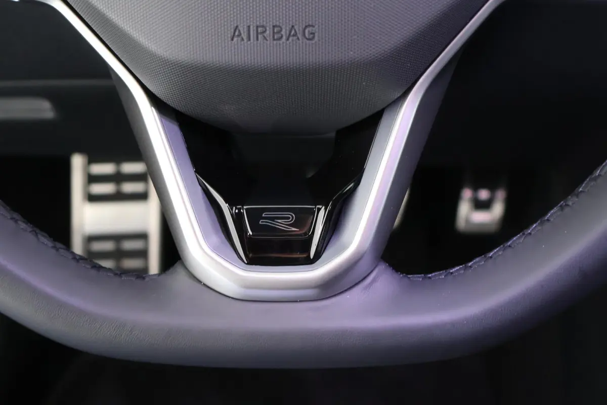 1.5 272pk eHybrid R-Line Edition Trekhaak Camera Keyless Massage Virtual Cockpit Panoramadak Carplay