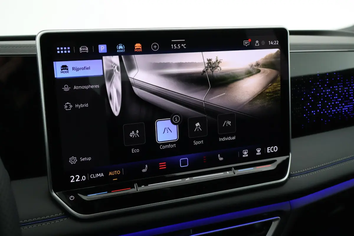 1.5 272pk eHybrid R-Line Edition Trekhaak Camera Keyless Massage Virtual Cockpit Panoramadak Carplay