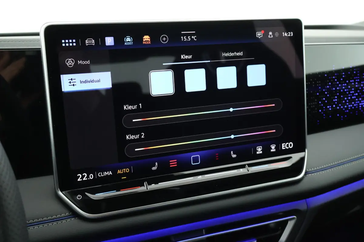 1.5 272pk eHybrid R-Line Edition Trekhaak Camera Keyless Massage Virtual Cockpit Panoramadak Carplay