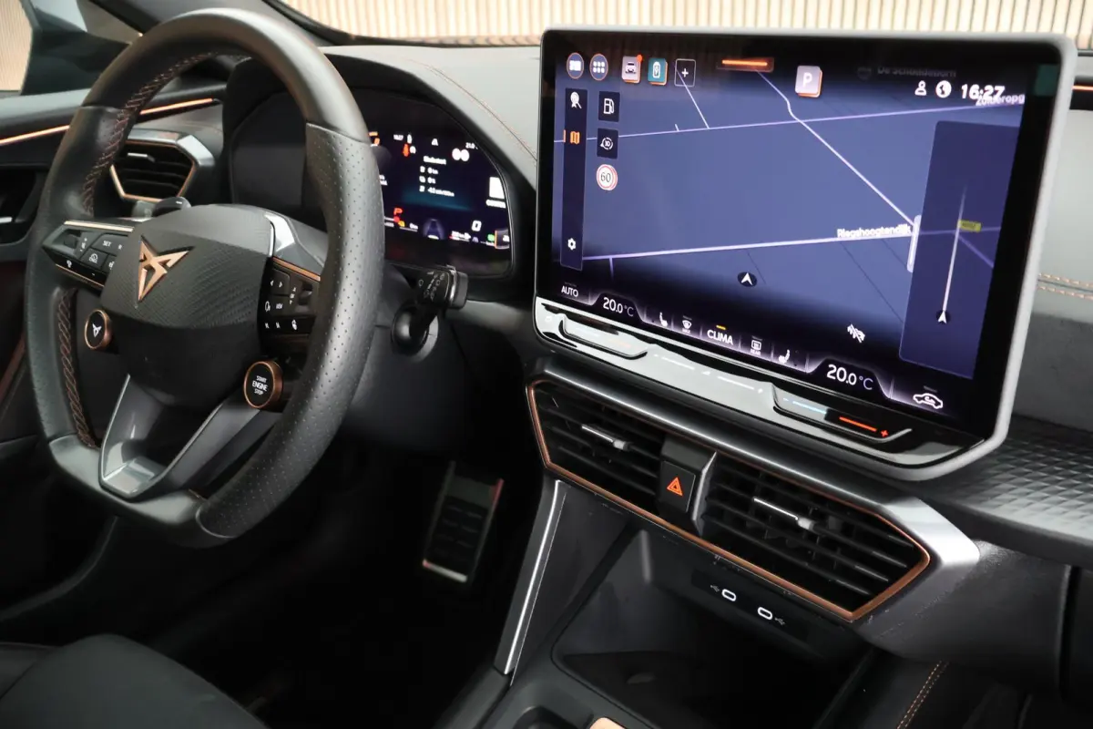 1.5 TSI 272pk e-Hybrid VZ Performance Sennheiser Keyless Camera Memory Virtual Cockpit Panoramadak Navigatie