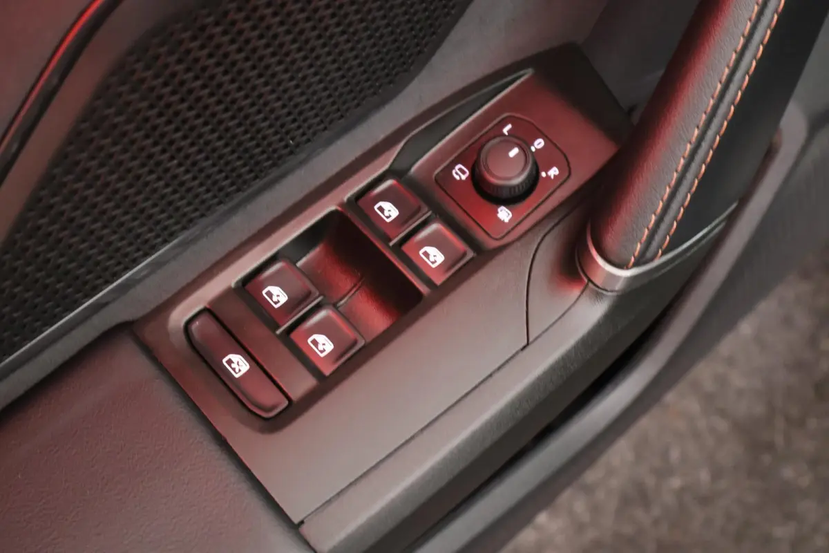1.5 TSI 272pk e-Hybrid VZ Performance Sennheiser Keyless Camera Memory Virtual Cockpit Panoramadak Navigatie