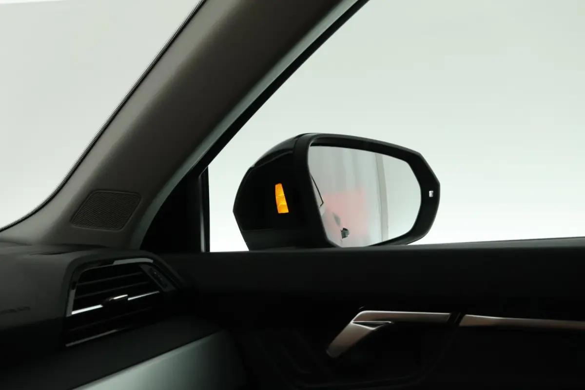 35 TFSI 150pk Business Edition Trekhaak Camera Stoelverwarming LED Virtual Cockpit Navigatie Panoramadak