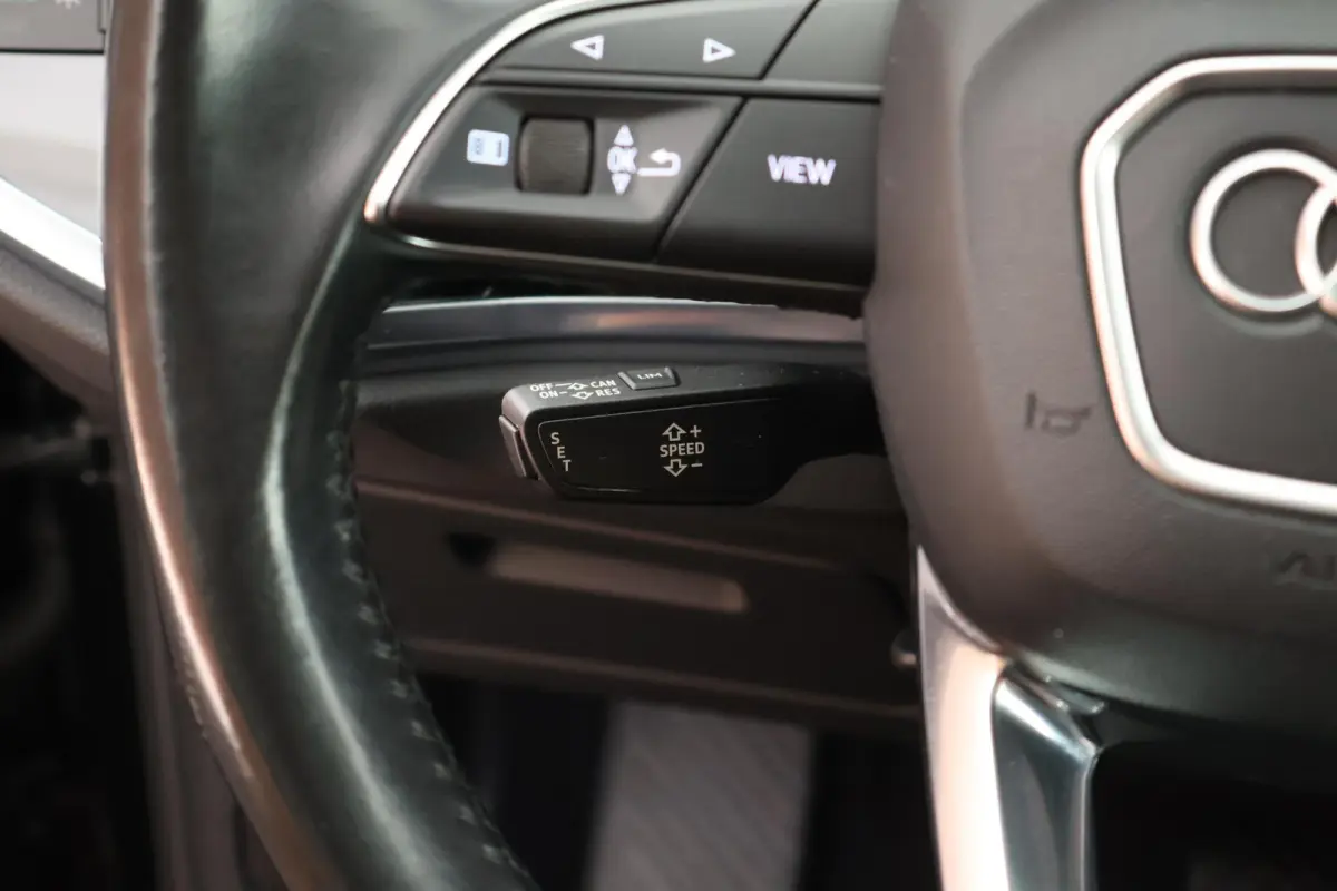35 TFSI 150pk Business Edition Trekhaak Camera Stoelverwarming LED Virtual Cockpit Navigatie Panoramadak