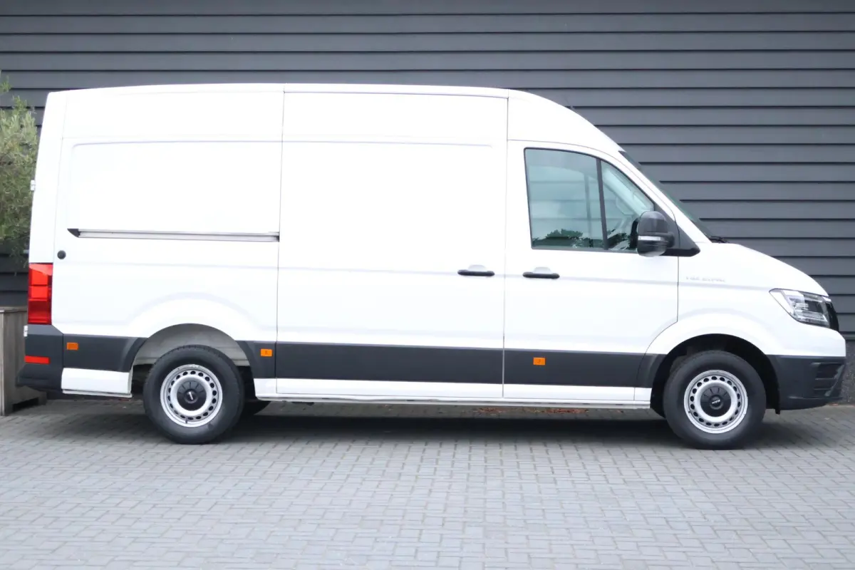 30 2.0 140pk Automaat Camera LED Navigatie