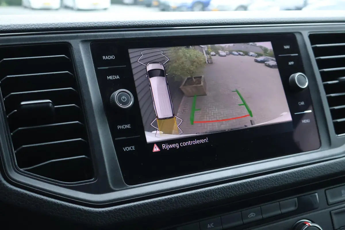 30 2.0 140pk Automaat Camera LED Navigatie