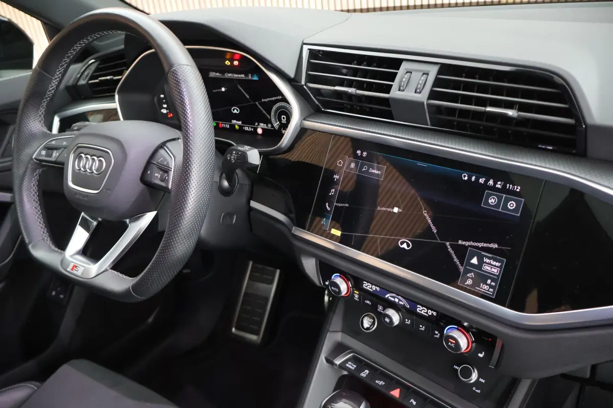 45 TFSI 245pk e S Edition Stoelverwarming Keyless Panoramadak Adaptive Cruise 2x S-Line