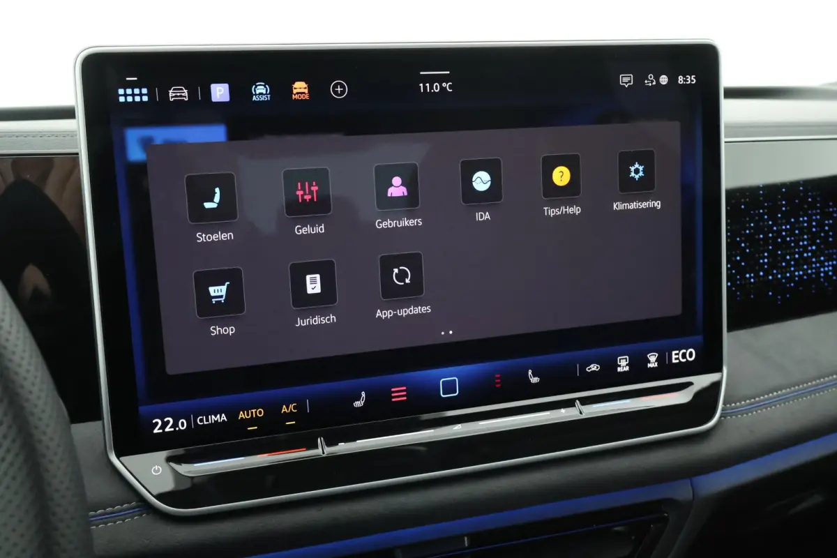 1.5 272pk eHybrid R-Line Business Black Style 360Camera Head-Up Keyless Massage Carplay