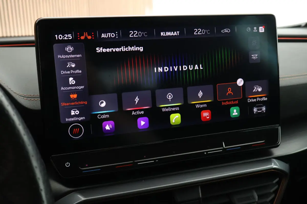 1.4 TSI 204pk e-Hybrid Essential Trekhaak Camera Stoelverwarming Memory Keyless Navigatie