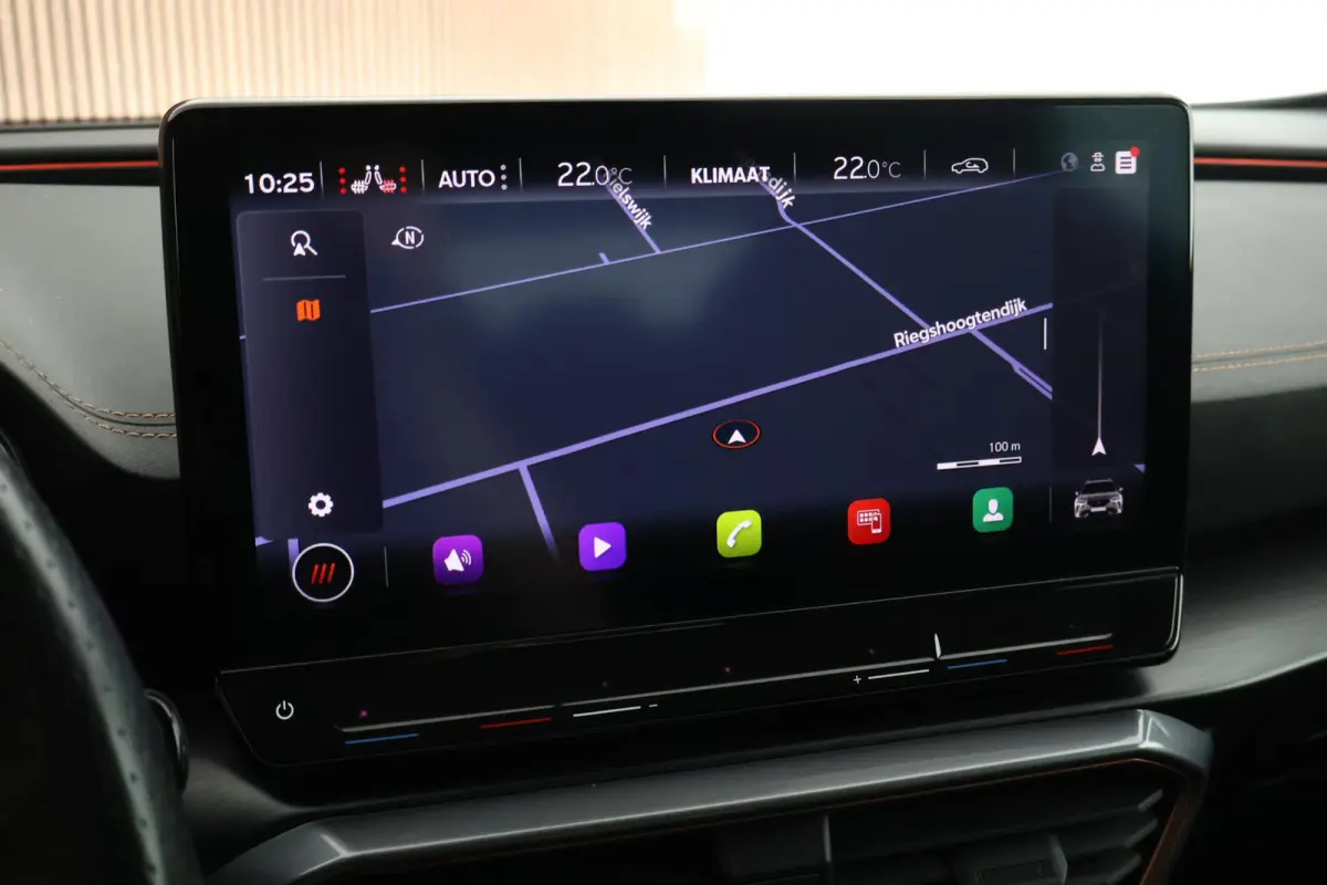 1.4 TSI 204pk e-Hybrid Essential Trekhaak Camera Stoelverwarming Memory Keyless Navigatie