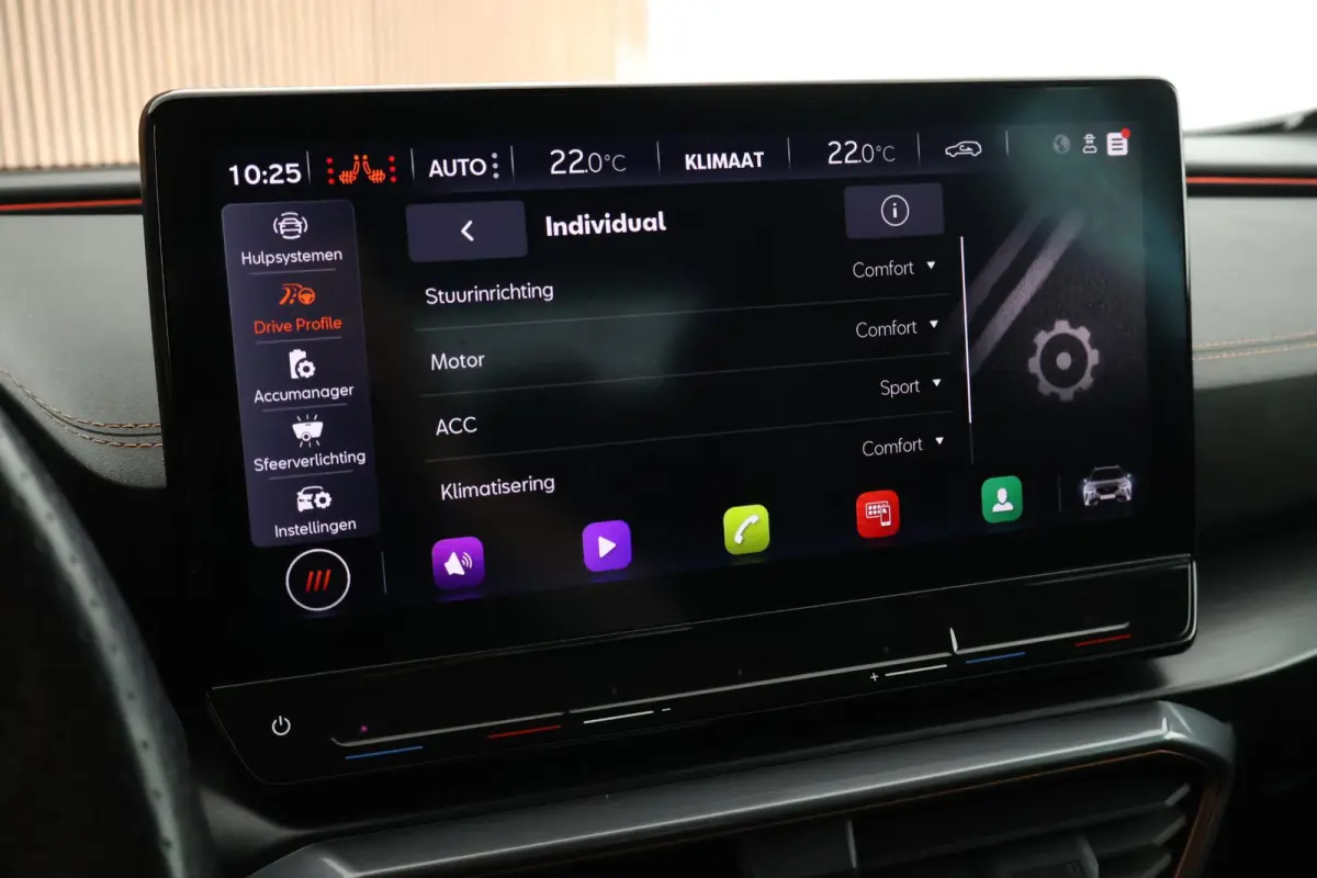 1.4 TSI 204pk e-Hybrid Essential Trekhaak Camera Stoelverwarming Memory Keyless Navigatie