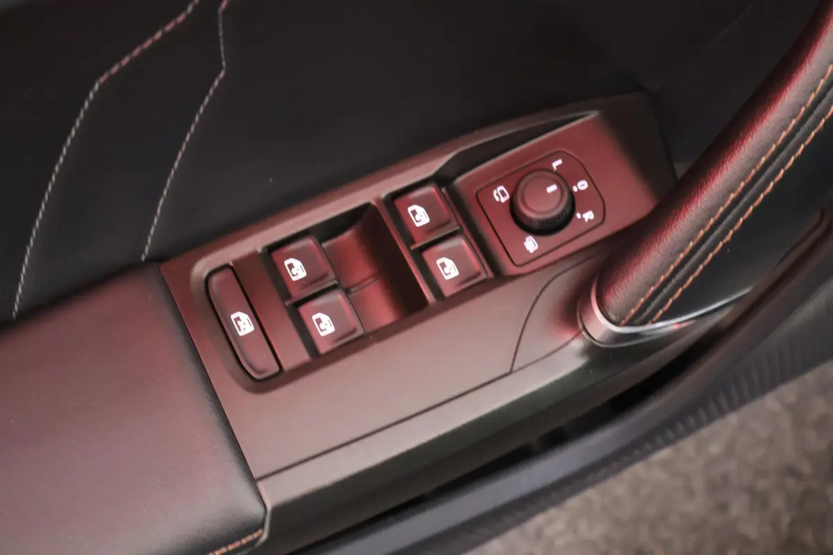 1.4 TSI 204pk e-Hybrid Essential Trekhaak Camera Stoelverwarming Memory Keyless Navigatie