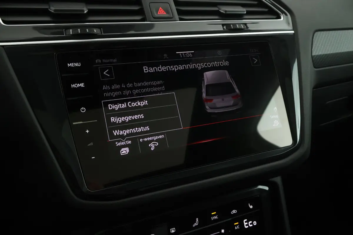 1.4 TSI 245pk eHybrid R-Line Business+ Black Style DCC Panoramadak HUD Camera Trekhaak Stoelverwarming Keyless Navigatie