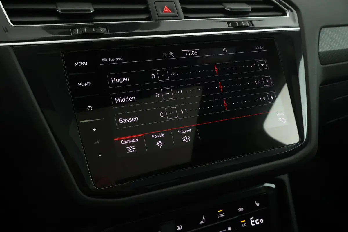 1.4 TSI 245pk eHybrid R-Line Business+ Black Style DCC Panoramadak HUD Camera Trekhaak Stoelverwarming Keyless Navigatie