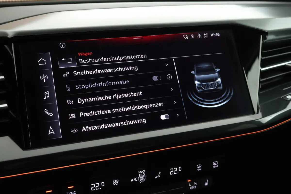 40 S edition 77 kWh SOH 93% Trekhaak Camera HUD Sonos Panoramadak Stoelverwarming Navigatie S-Line