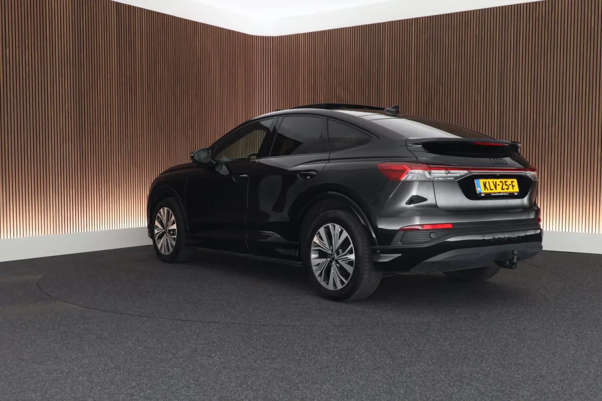 40 S edition 77 kWh SOH 93% Trekhaak Camera HUD Sonos Panoramadak Stoelverwarming Navigatie S-Line