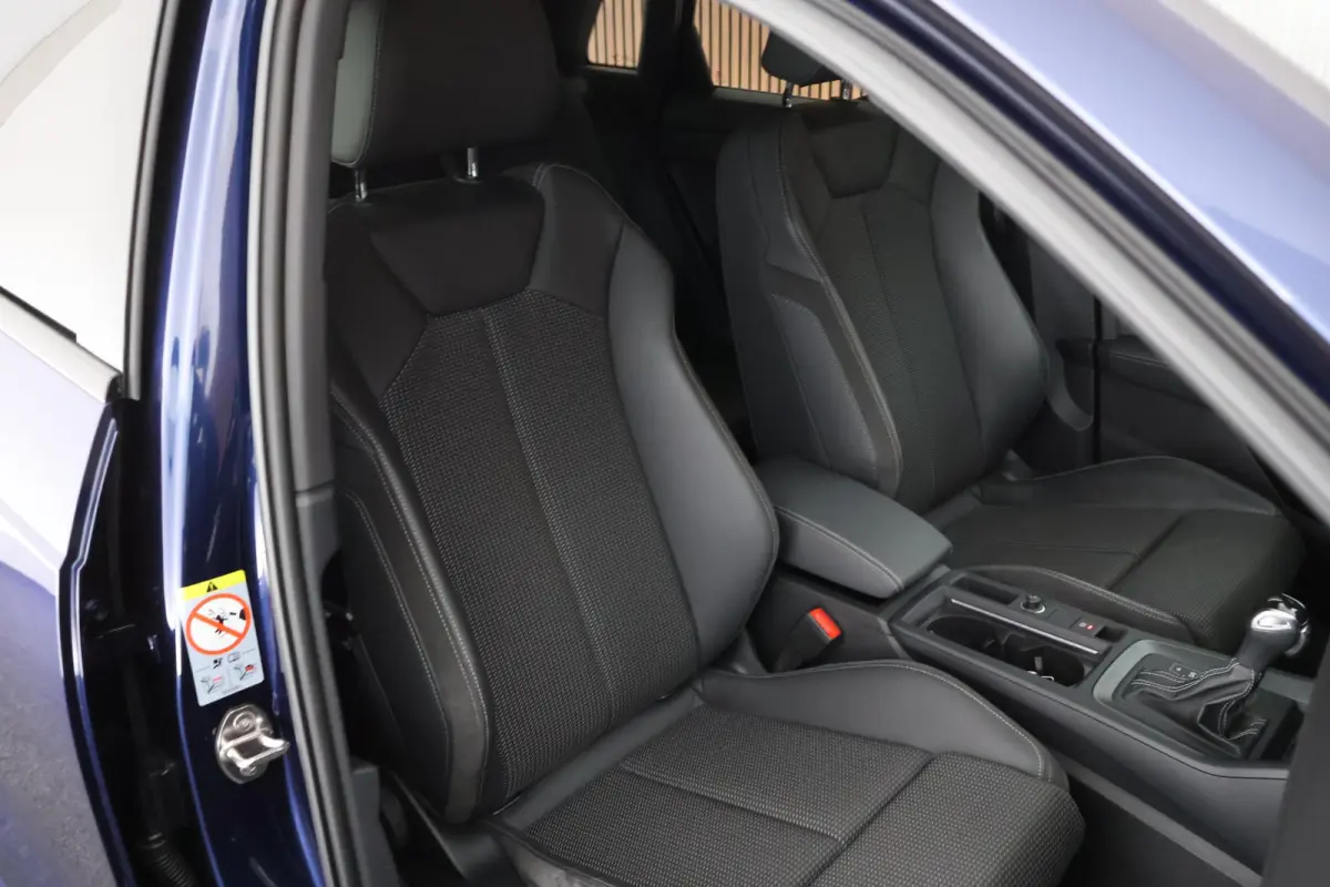 45 TFSIe 245pk S edition Trekhaak Keyless Stoelverwarming Navigatie Adaptive Cruise S-Line