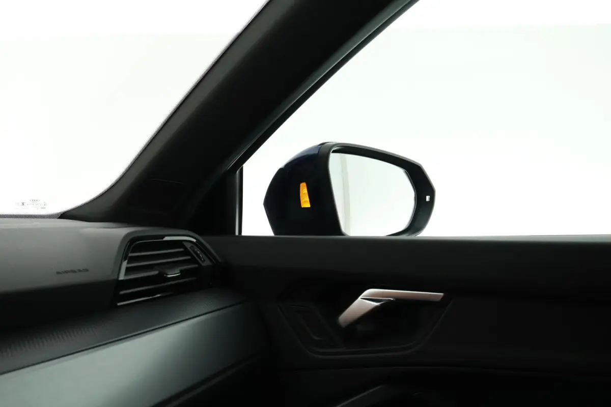 45 TFSIe 245pk S edition Trekhaak Keyless Stoelverwarming Navigatie Adaptive Cruise S-Line