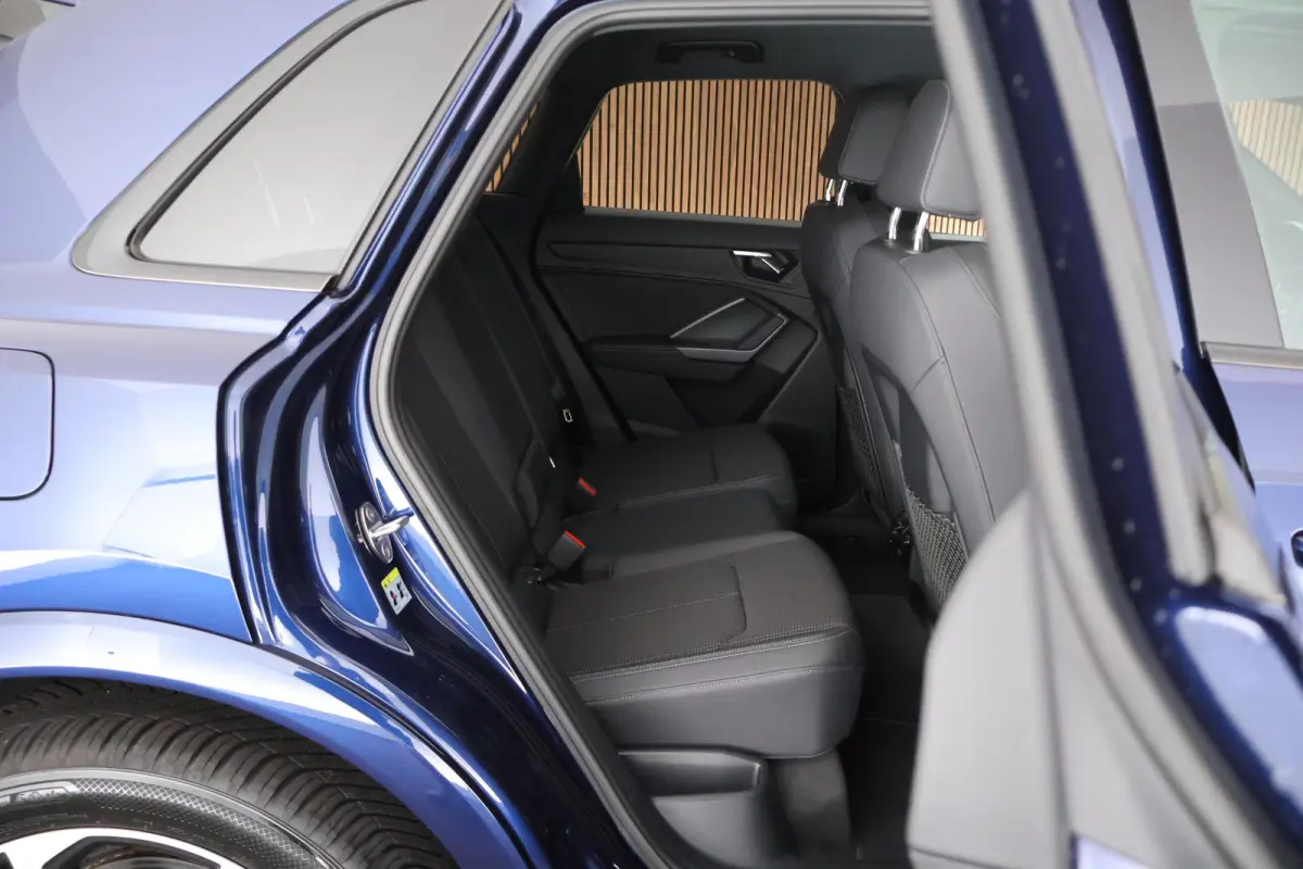 45 TFSIe 245pk S edition Trekhaak Keyless Stoelverwarming Navigatie Adaptive Cruise S-Line