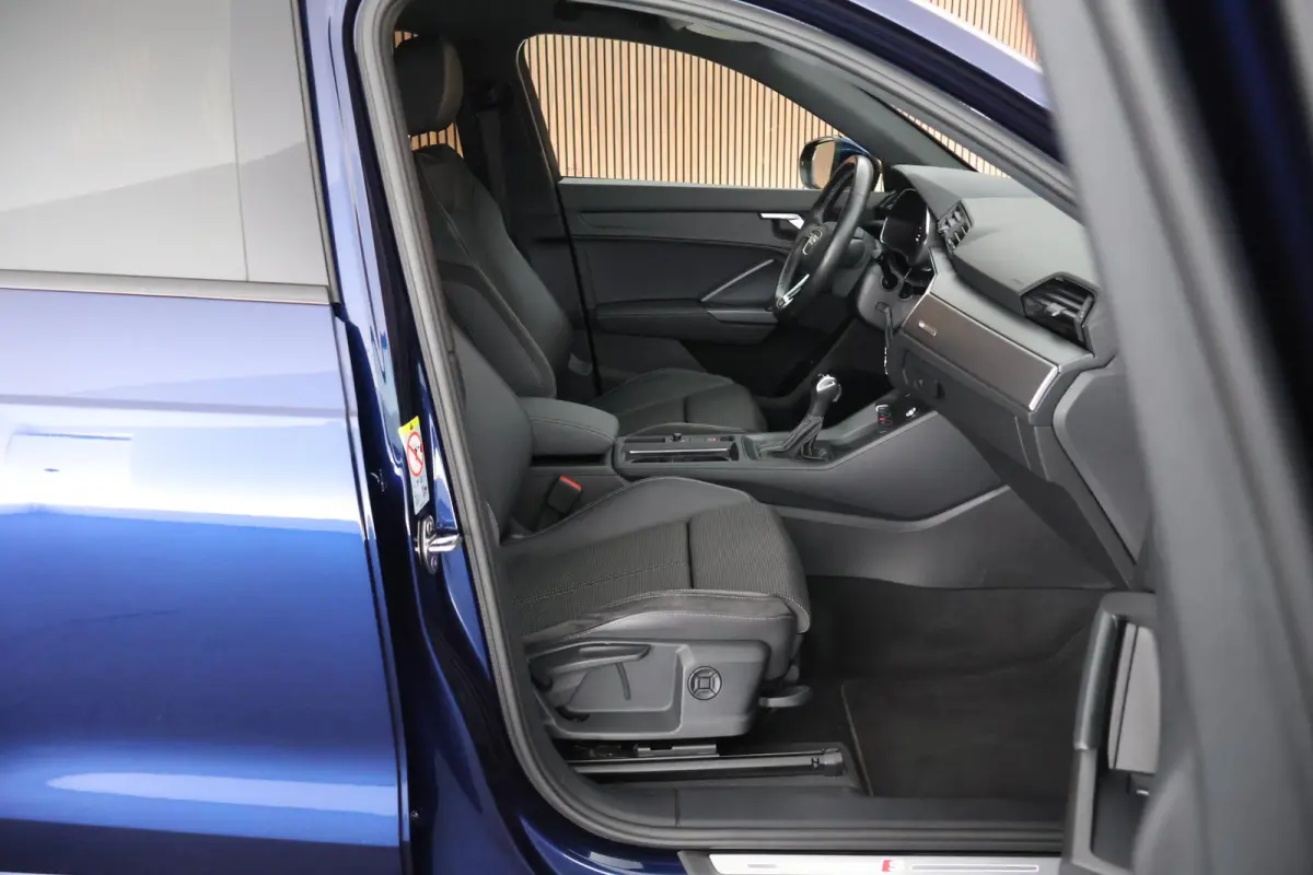 45 TFSIe 245pk S edition Trekhaak Keyless Stoelverwarming Navigatie Adaptive Cruise S-Line