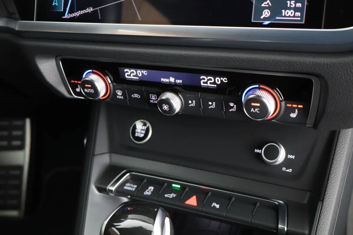 45 TFSIe 245pk S edition Trekhaak Keyless Stoelverwarming Navigatie Adaptive Cruise S-Line