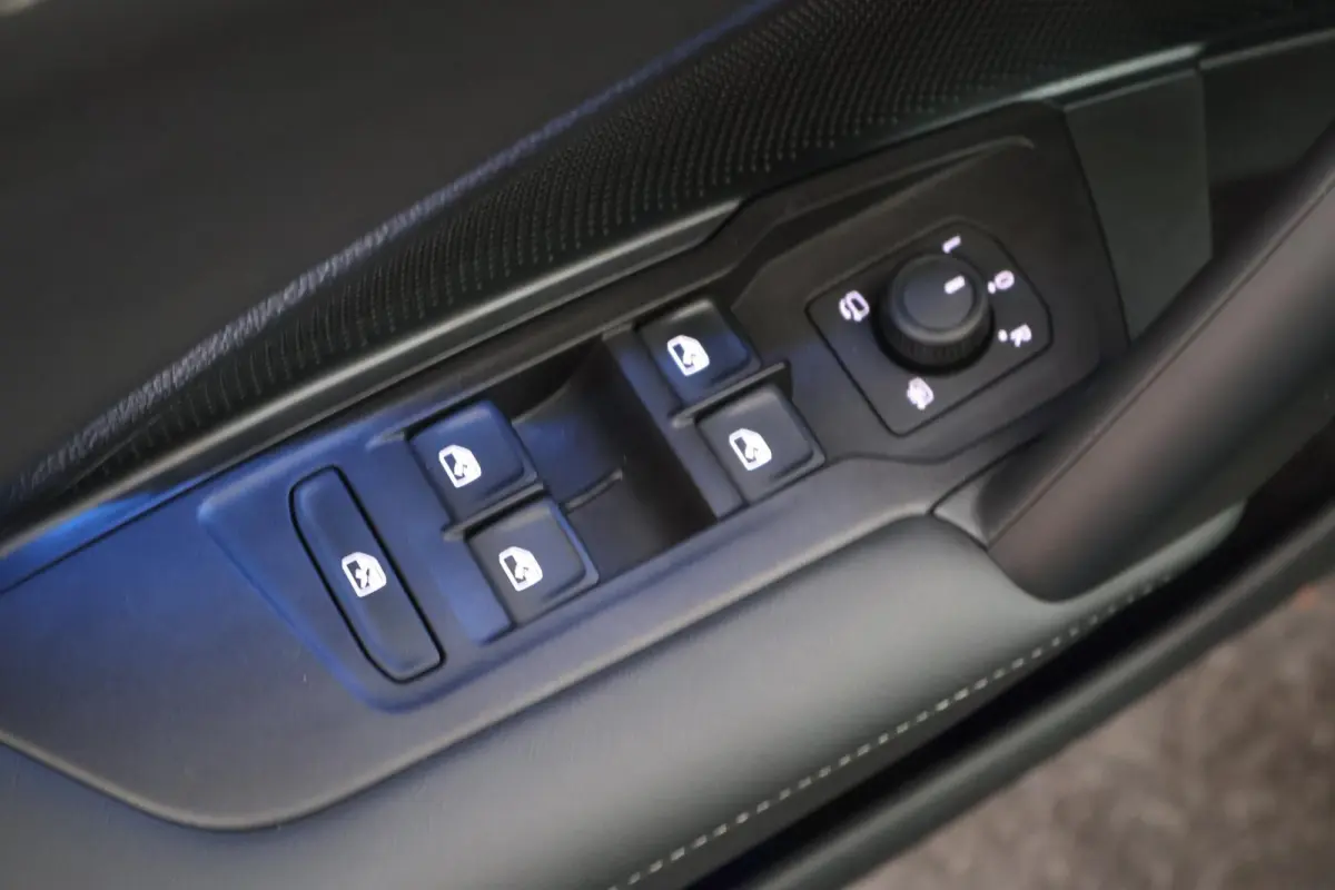 1.5 eTSI DSG Life Edition Camera Virtual Cockpit LED Carplay