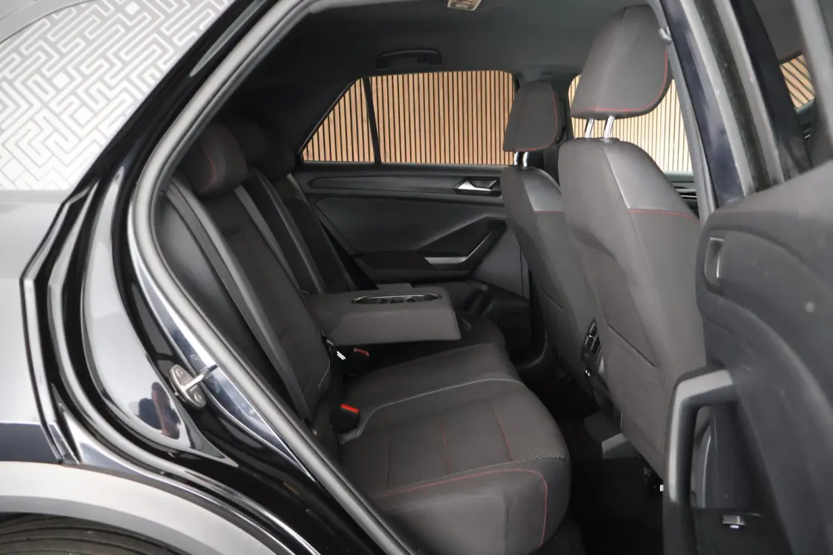 1.5 TSI 150pk DSG Sport Black Style Keyless Camera Virtual Cockpit Navigatie