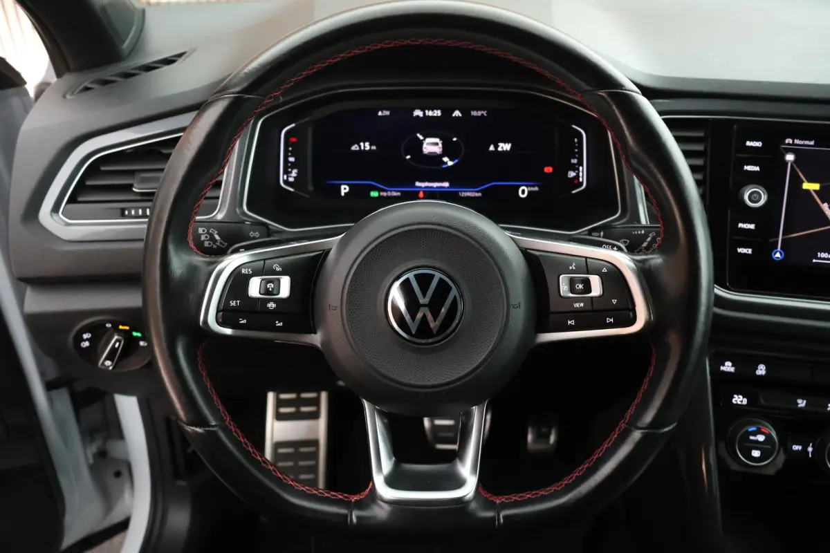 1.5 TSI 150pk DSG R-Line Sport Keyless Virtual Cockpit Navigatie