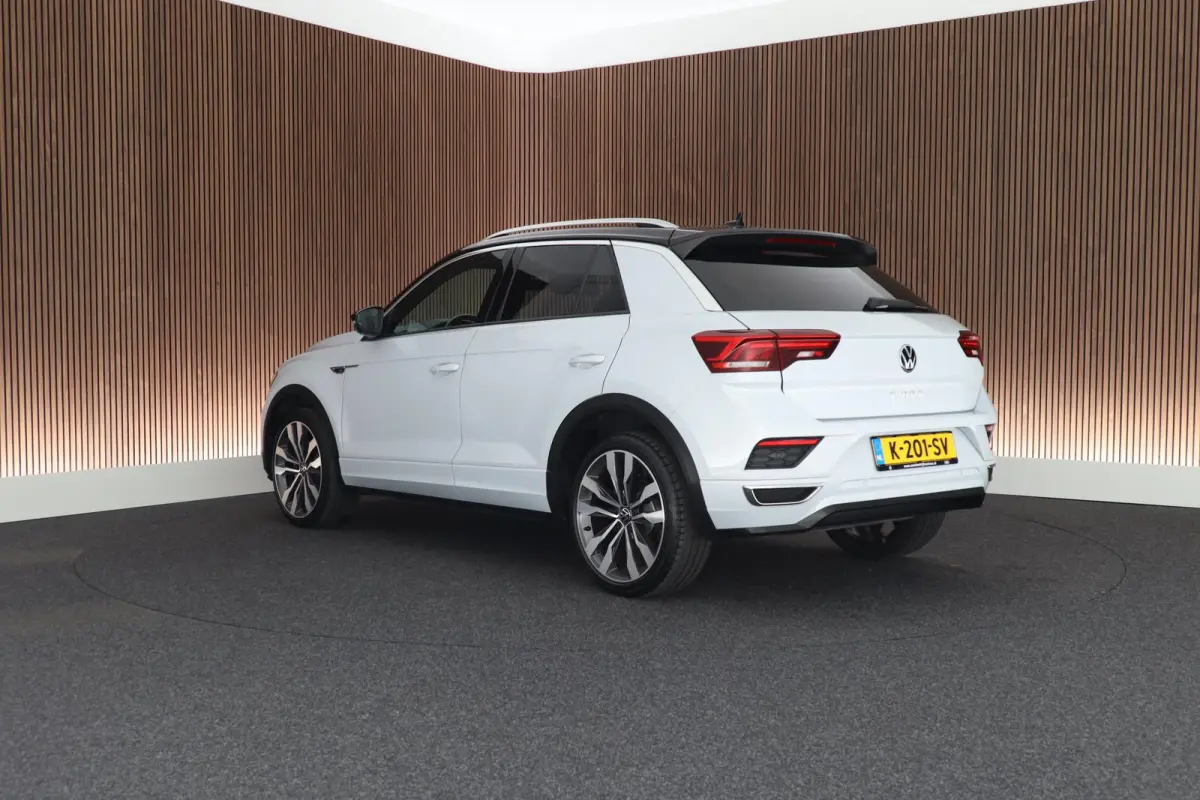1.5 TSI 150pk DSG R-Line Sport Keyless Virtual Cockpit Navigatie