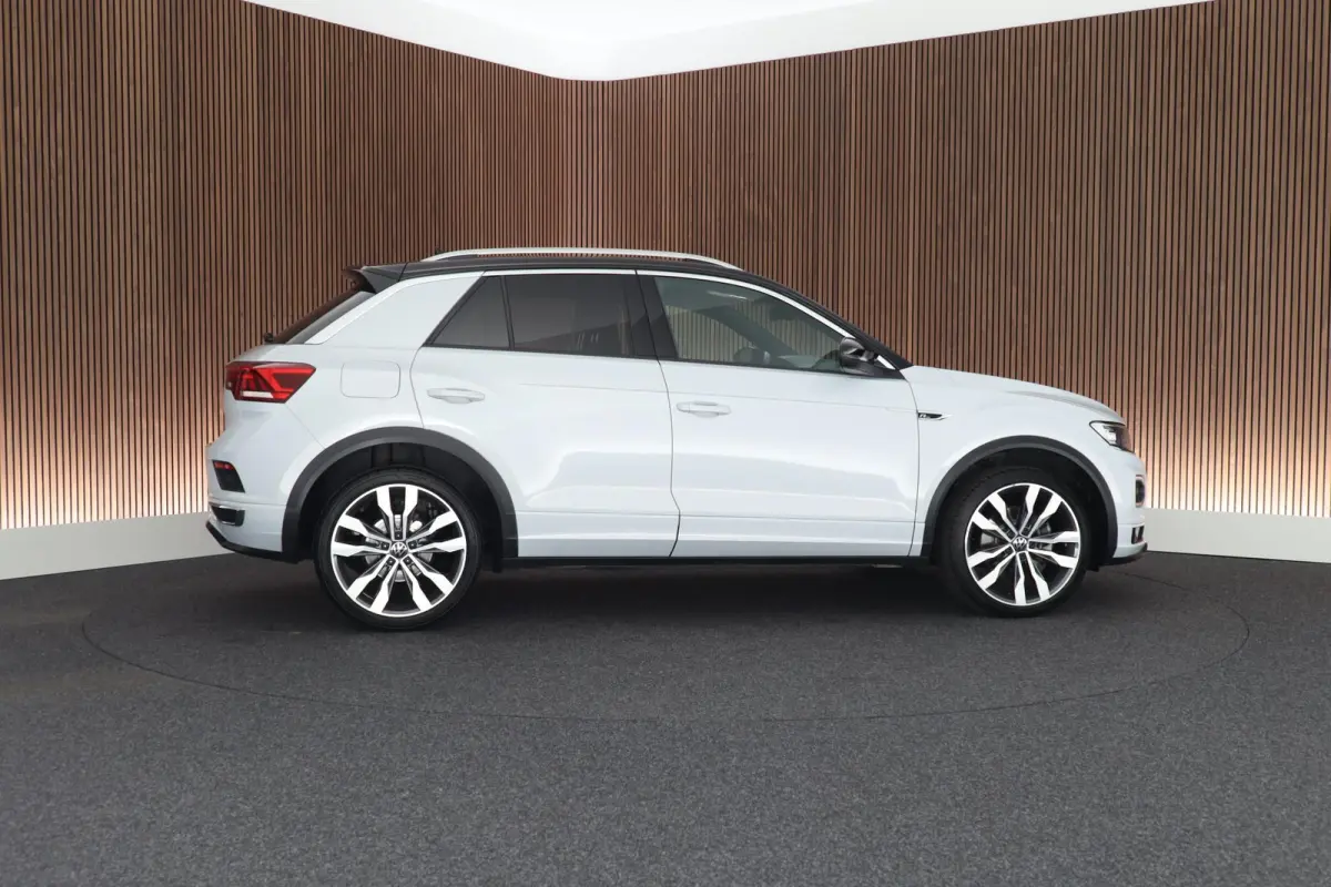 1.5 TSI 150pk DSG R-Line Sport Keyless Virtual Cockpit Navigatie