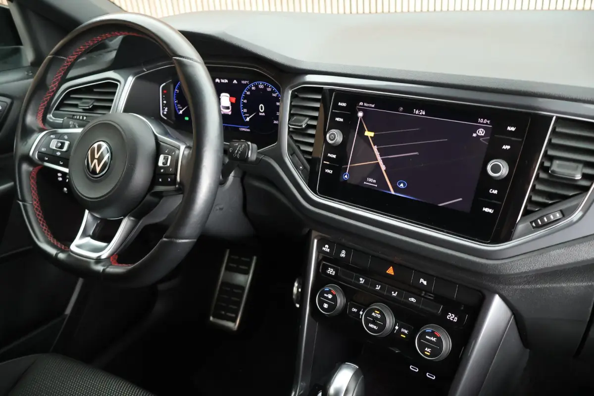 1.5 TSI 150pk DSG R-Line Sport Keyless Virtual Cockpit Navigatie