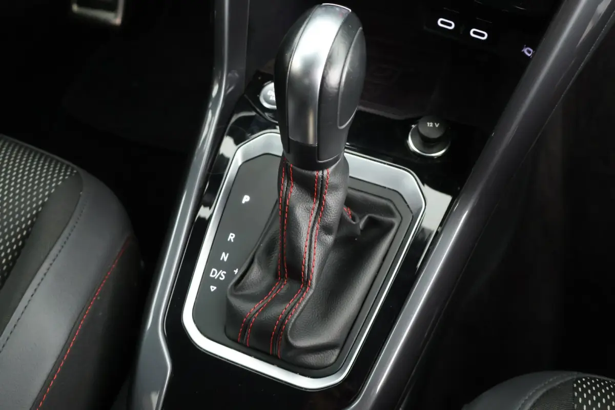 1.5 TSI 150pk DSG R-Line Sport Keyless Virtual Cockpit Navigatie