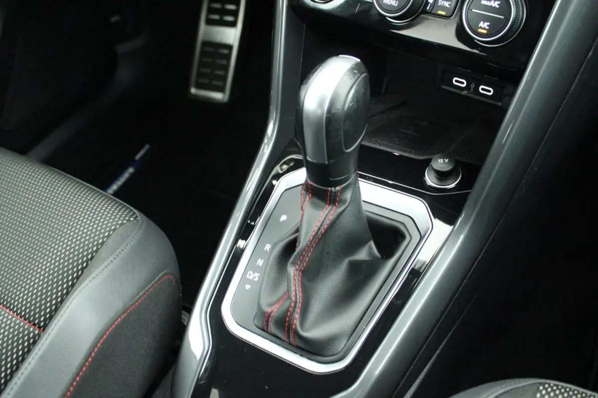 1.5 TSI 150pk DSG R-Line Sport Led Camera Virtual Cockpit Navigatie