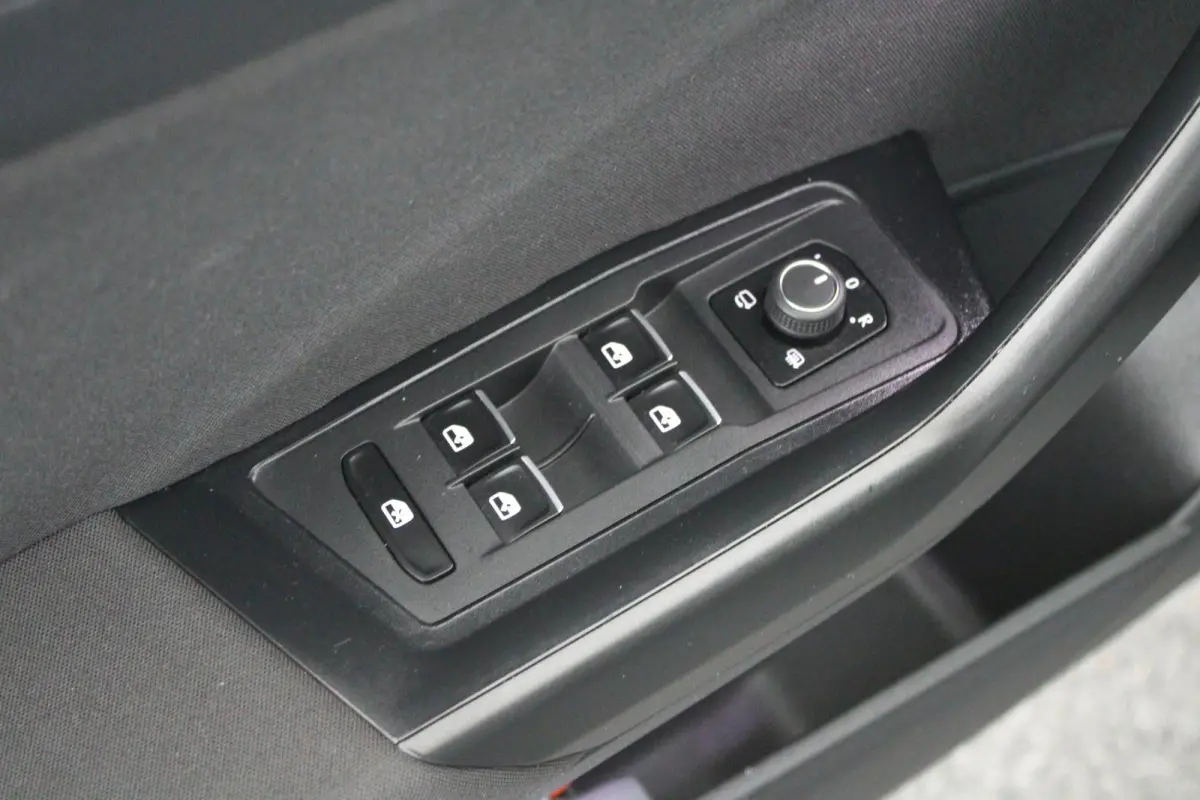 1.5 TSI 150pk DSG R-Line Sport Led Camera Virtual Cockpit Navigatie