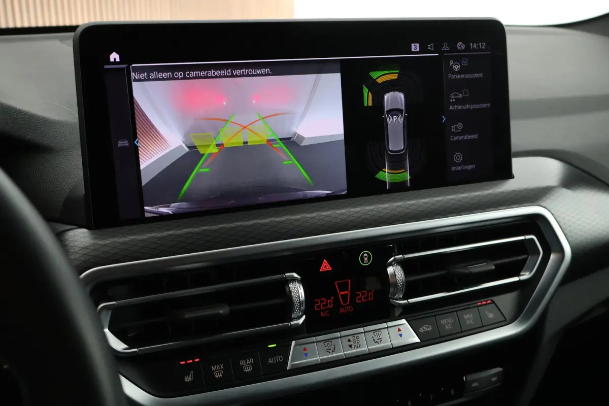 xDrive30e 292pk High Executive M Sport Camera Leder Panoramadak Stoelverwarming Navigatie
