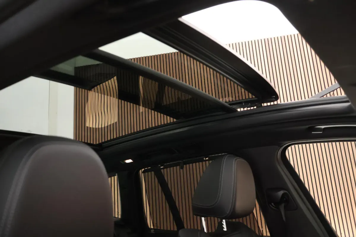 xDrive30e 292pk High Executive M Sport Camera Leder Panoramadak Stoelverwarming Navigatie