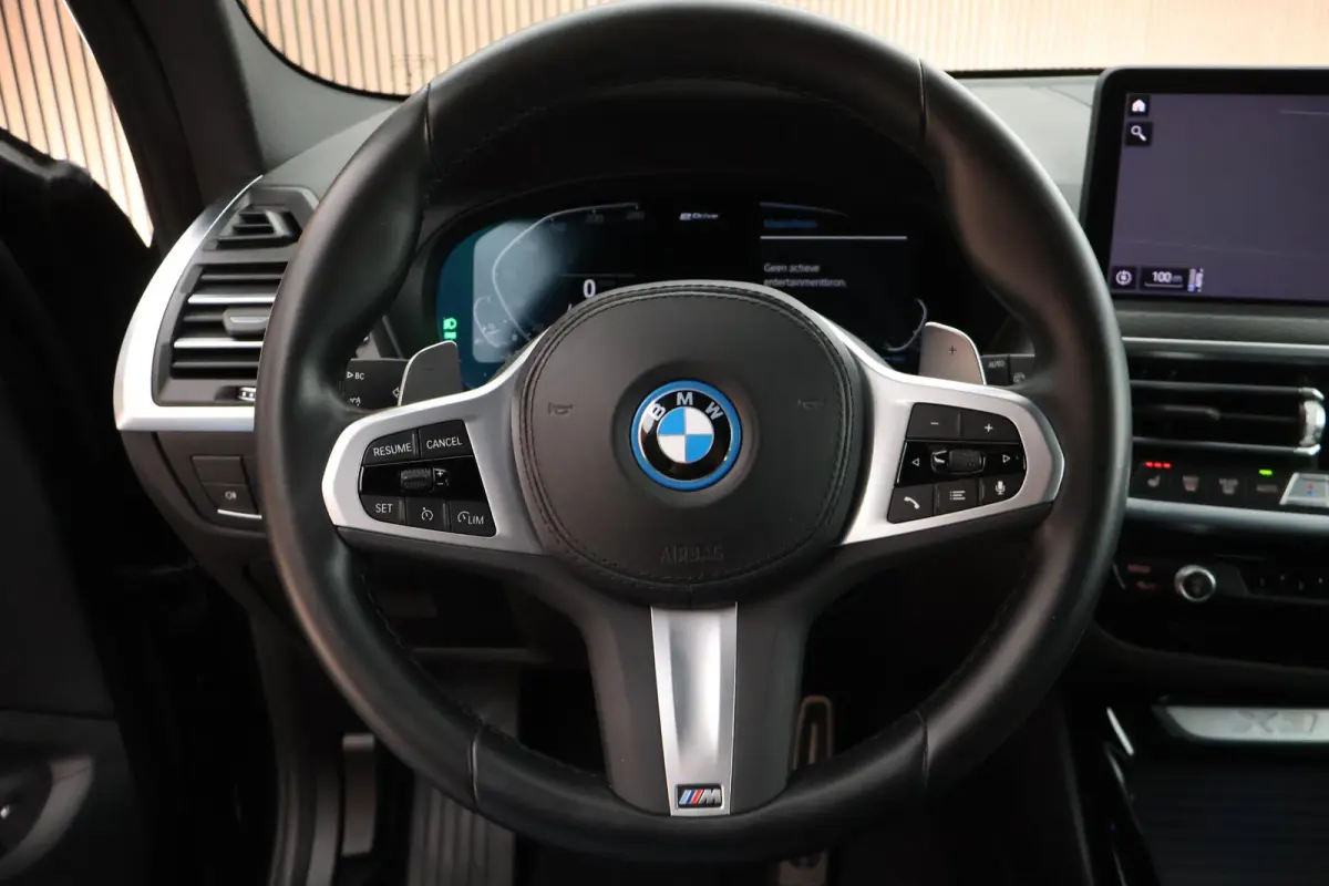 xDrive30e 292pk High Executive M Sport Camera Leder Panoramadak Stoelverwarming Navigatie