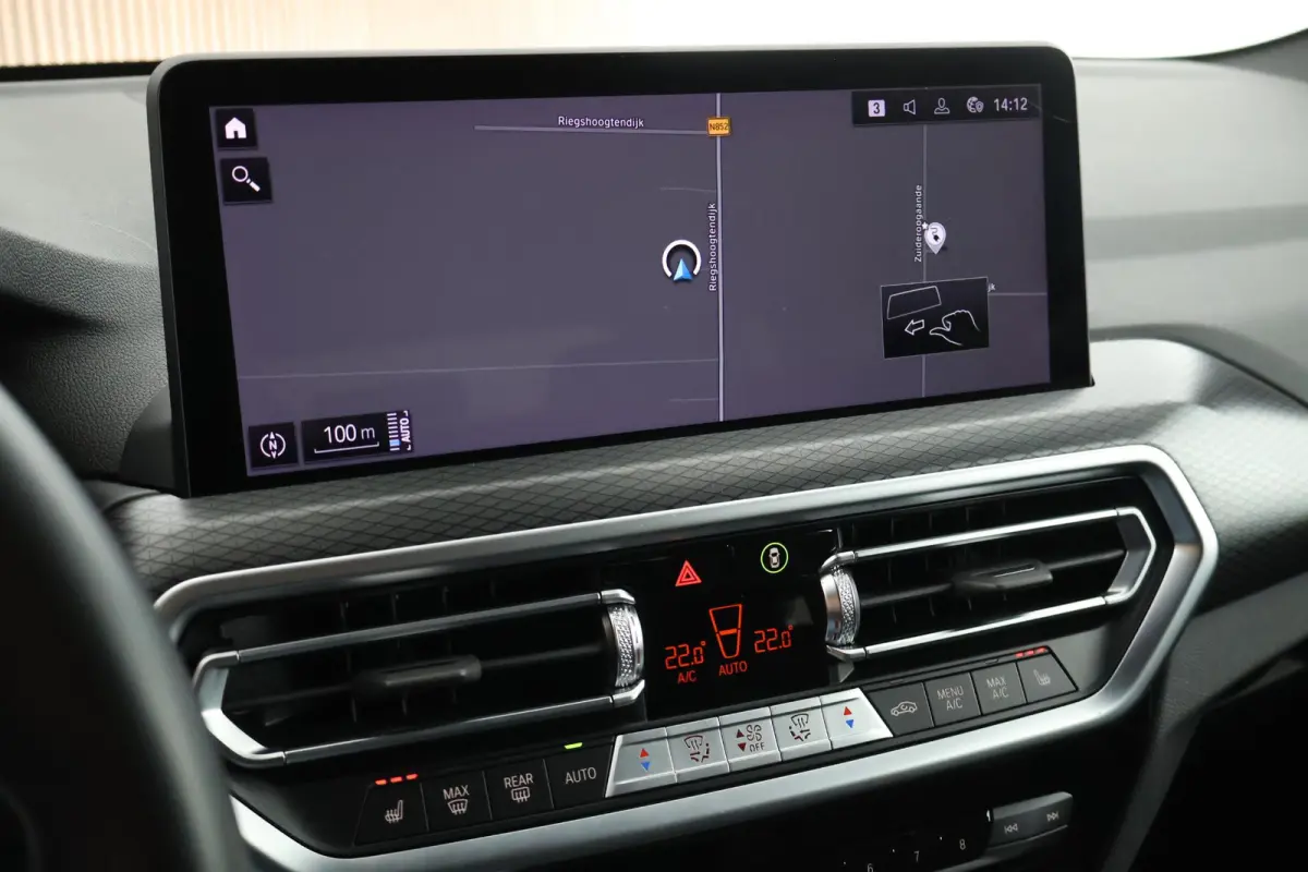 xDrive30e 292pk High Executive M Sport Camera Leder Panoramadak Stoelverwarming Navigatie