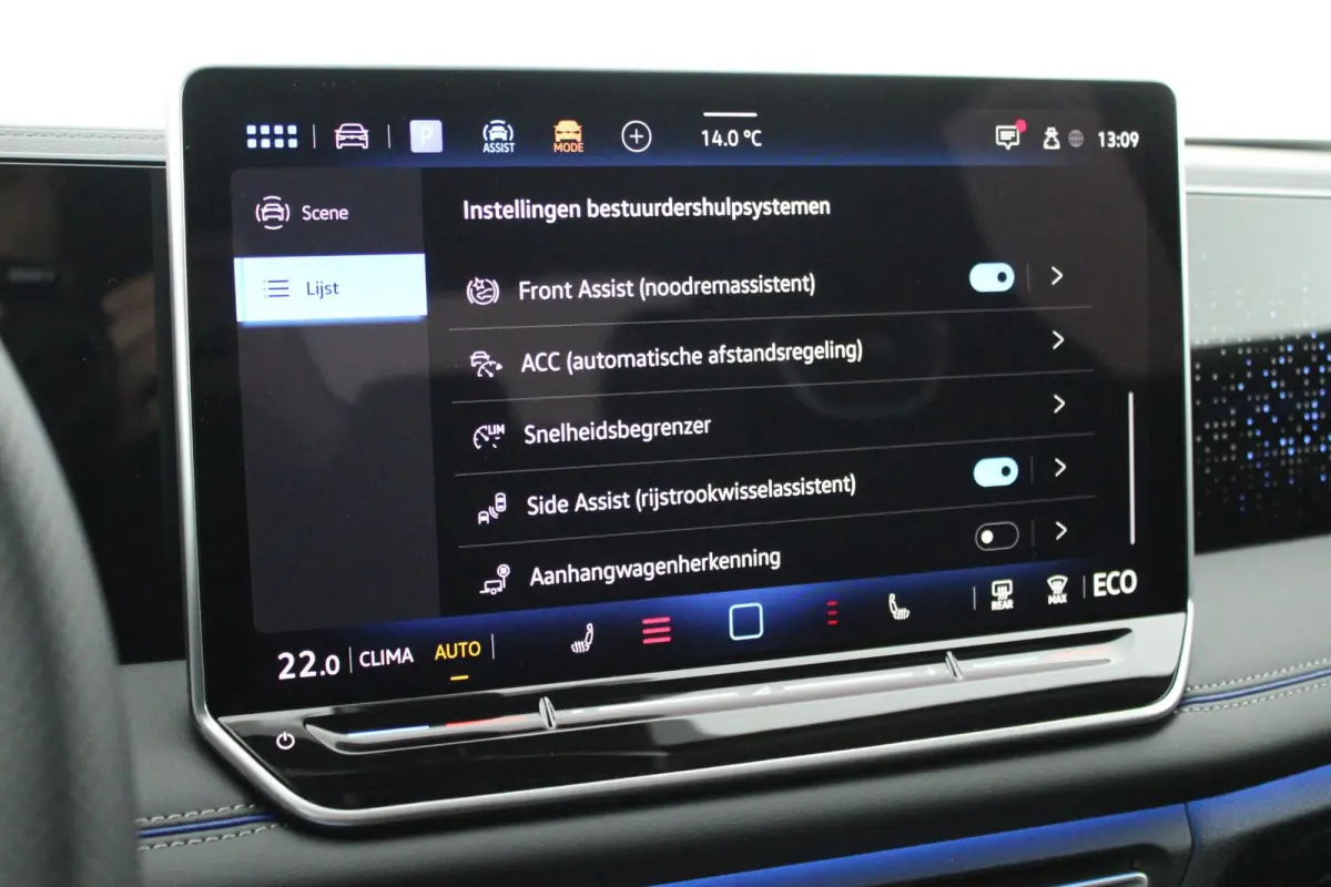 1.5 272pk eHybrid R-Line Edition Trekhaak Camera Keyless Massage Virtual Cockpit Panoramadak Carplay