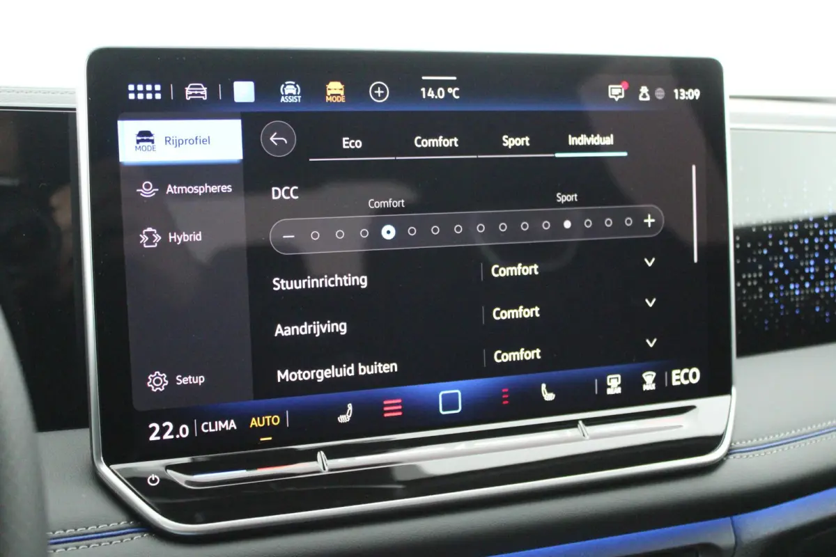 1.5 272pk eHybrid R-Line Edition Trekhaak Camera Keyless Massage Virtual Cockpit Panoramadak Carplay
