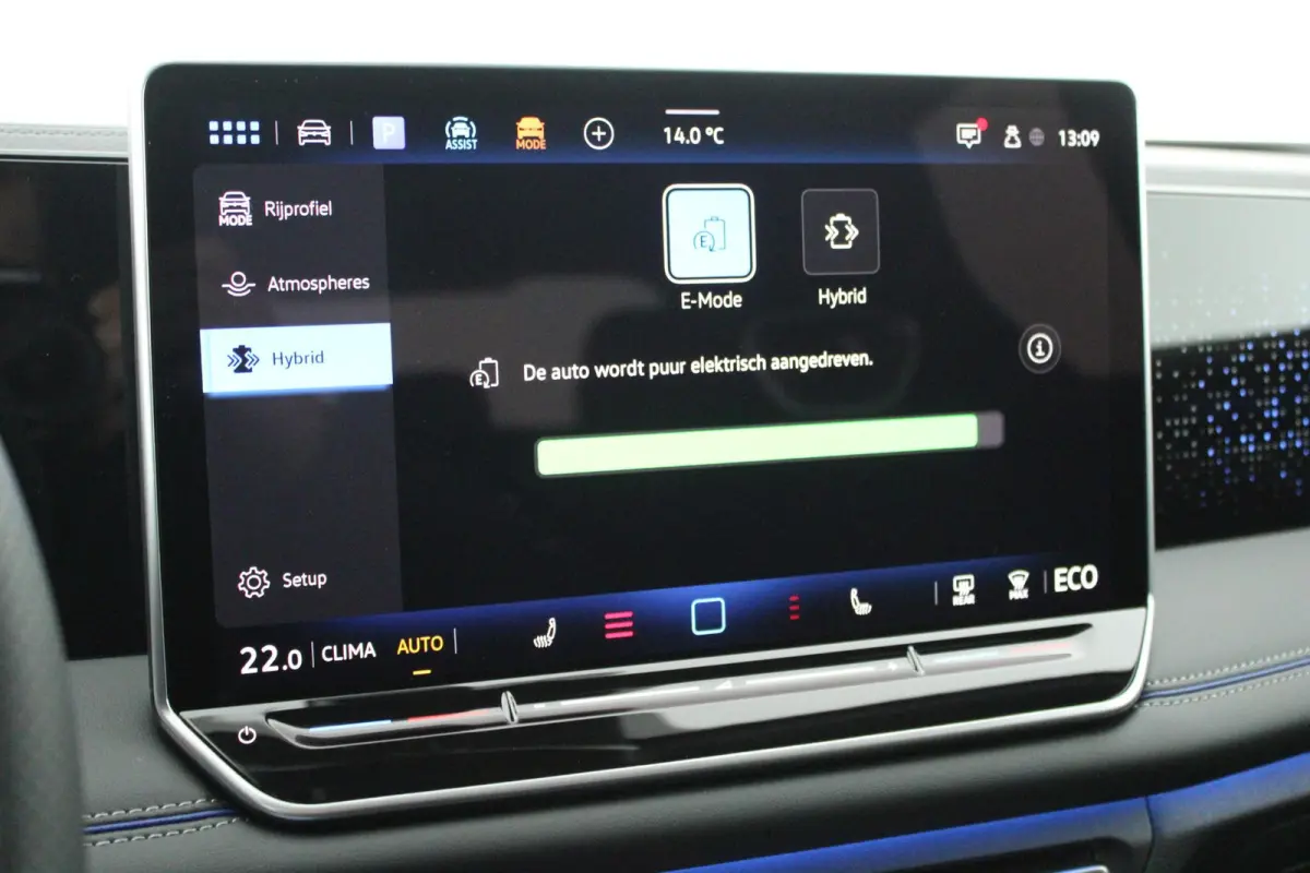 1.5 272pk eHybrid R-Line Edition Trekhaak Camera Keyless Massage Virtual Cockpit Panoramadak Carplay