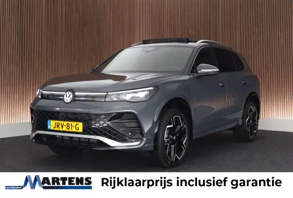 1.5 272pk eHybrid R-Line Edition Trekhaak Camera Keyless Massage Virtual Cockpit Panoramadak Carplay