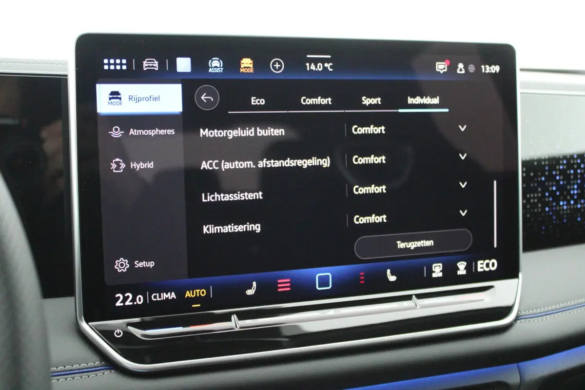 1.5 272pk eHybrid R-Line Edition Trekhaak Camera Keyless Massage Virtual Cockpit Panoramadak Carplay